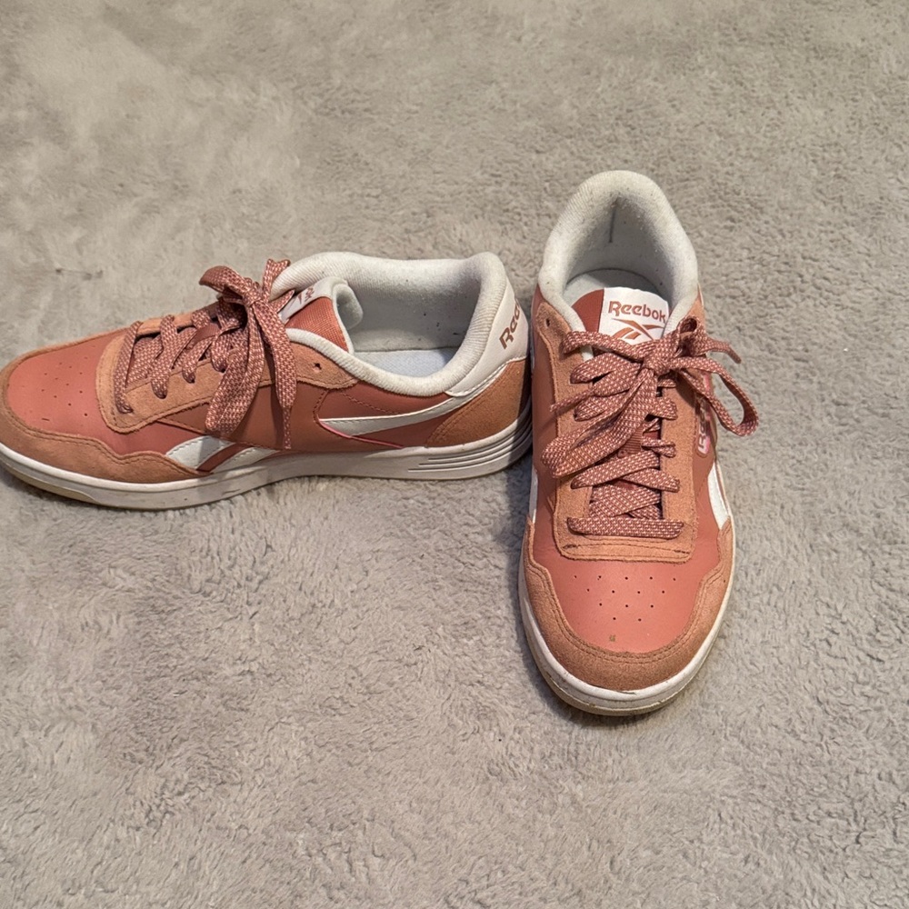 Reebok Coral Sneakers